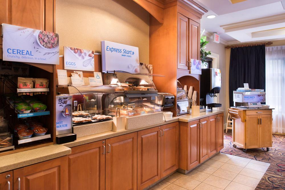 Holiday Inn Express Hotel & Suites Tampa-Anderson Road-Veterans Exp By Ihg West Chase Exteriör bild
