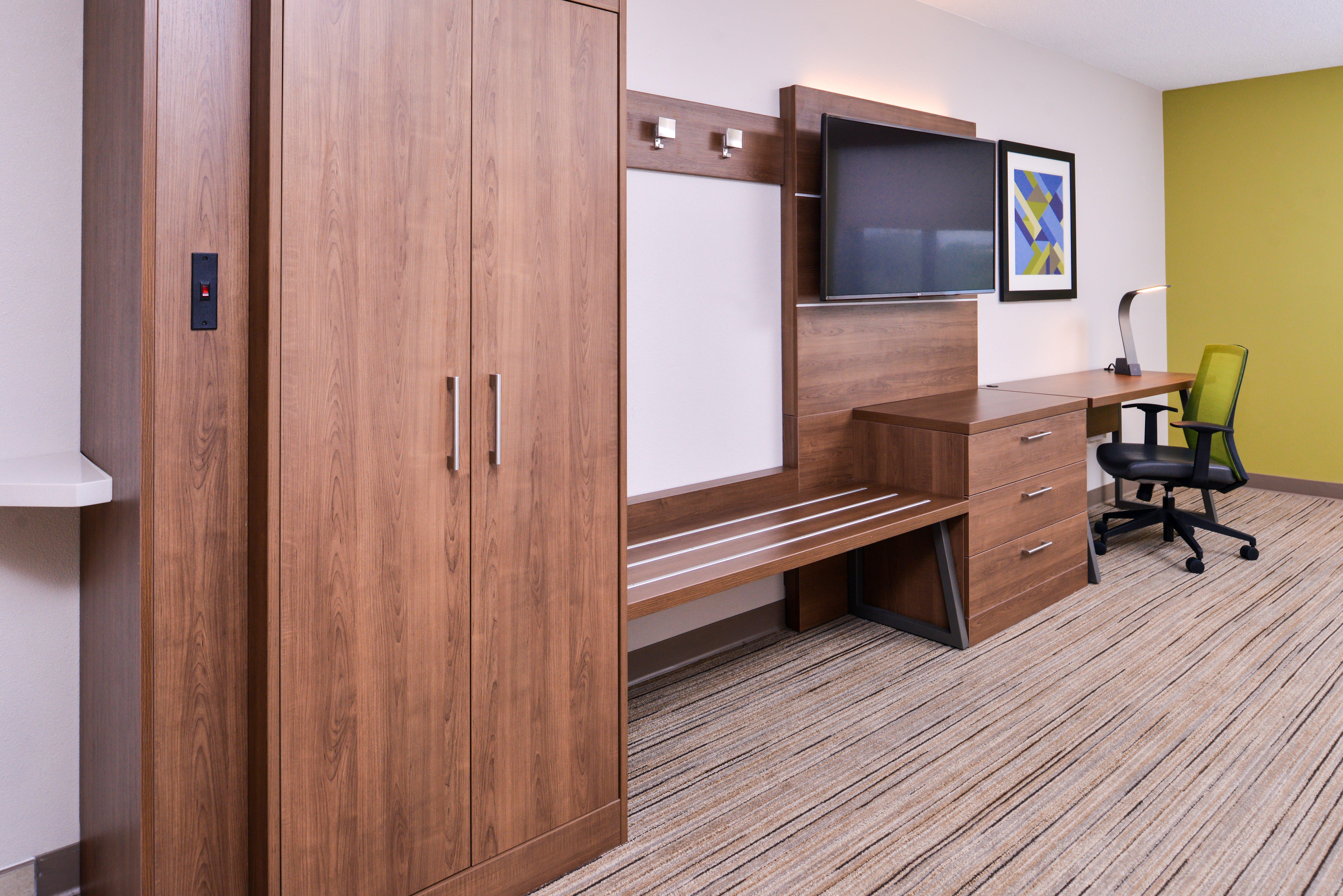 Holiday Inn Express Hotel & Suites Tampa-Anderson Road-Veterans Exp By Ihg West Chase Exteriör bild