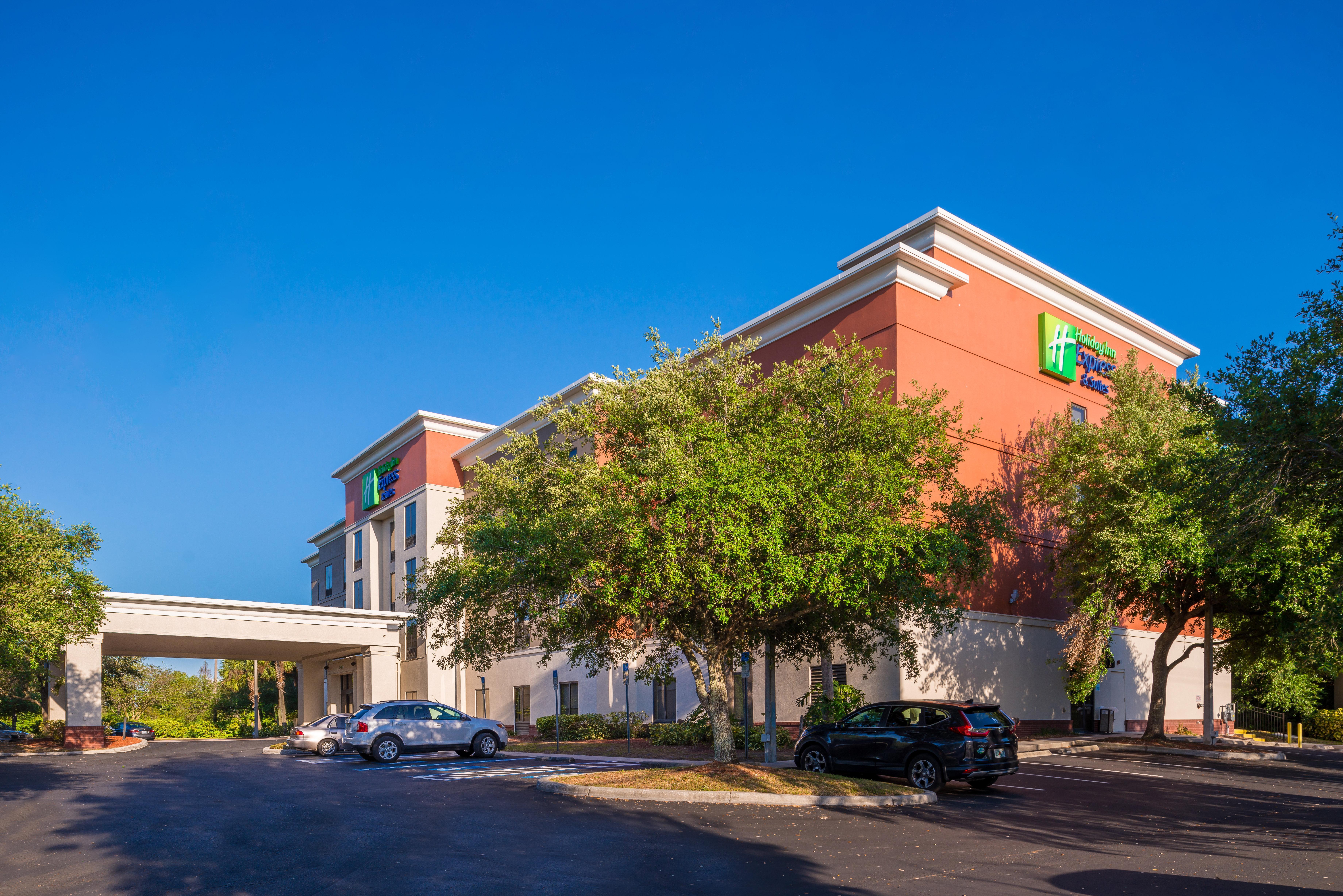 Holiday Inn Express Hotel & Suites Tampa-Anderson Road-Veterans Exp By Ihg West Chase Exteriör bild